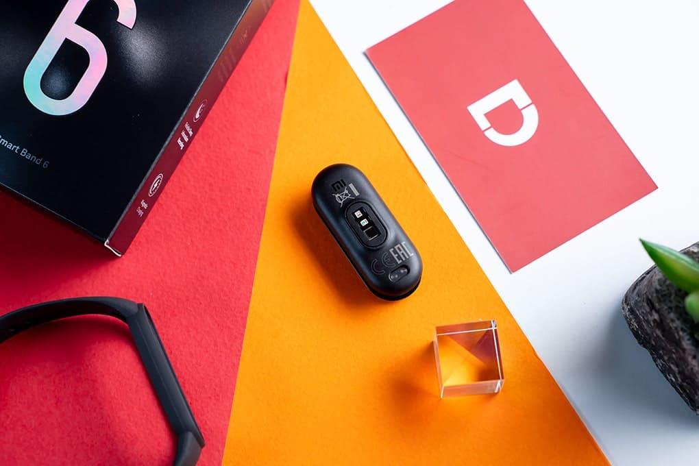 Vòng đeo tay thông minh Xiaomi Mi Band 6