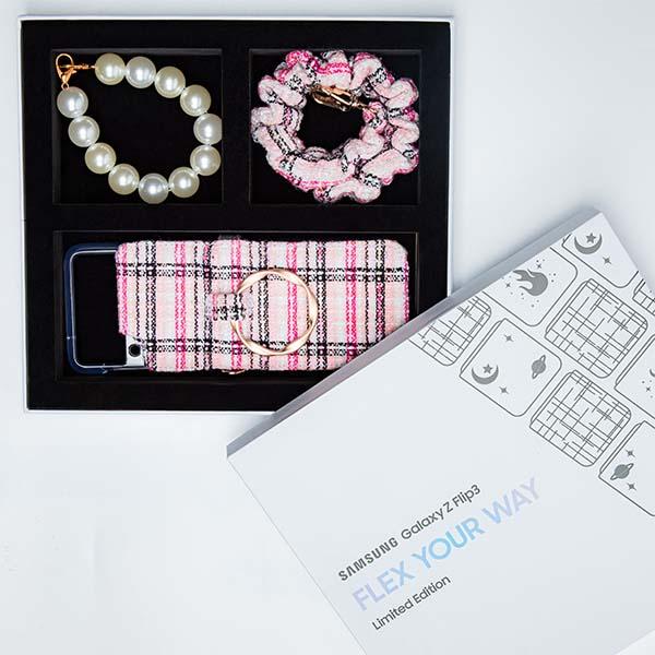 Samsung Galaxy Z Flip3 5G 128GB Flex Your Way 2022