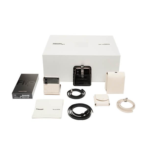 Samsung Galaxy Z Flip4 5G 256GB GIA Studio - Limit Edition