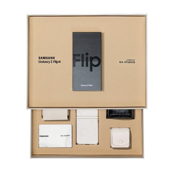 Samsung Galaxy Z Flip4 5G 256GB GIA Studio - Limit Edition