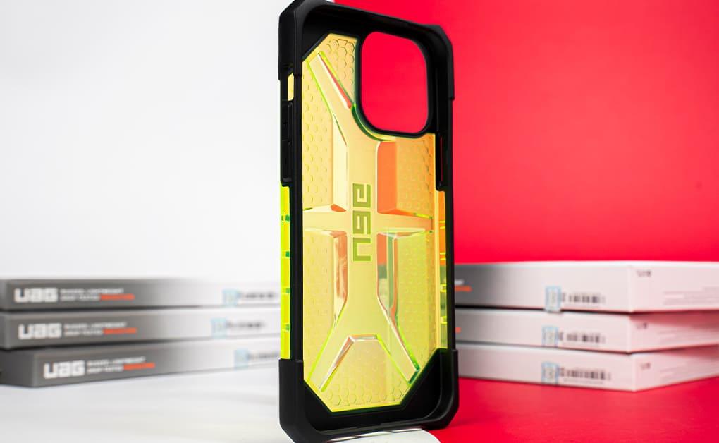 Ốp lưng iPhone 13 UAG - Plasma
