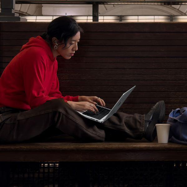 MacBook Pro M3 14 inch 16GB/512GB Chính Hãng