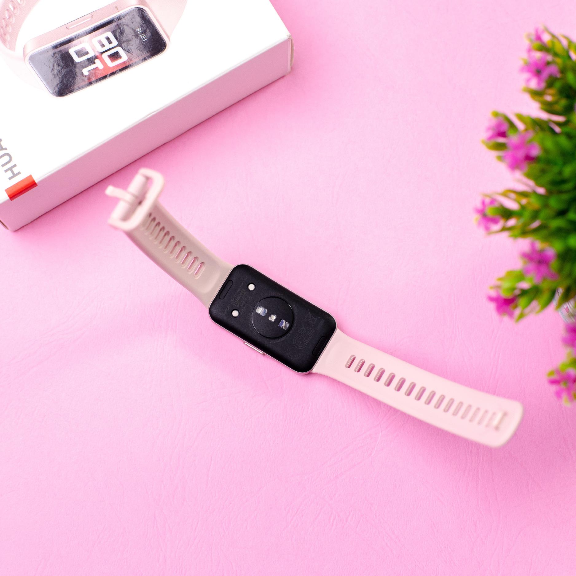 Vòng đeo tay thông minh HUAWEI Band 9