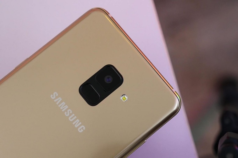 Giá bán Samsung Galaxy A8 2018 bao nhiêu, mua ở đâu?
