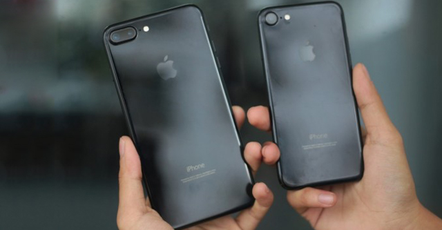 iPhone 7, 7 Plus giảm giá, bảo hành cả rơi vỡ 12 tháng