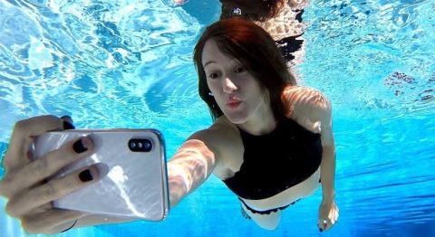 Top 5 điện thoại chống nước, bụi tốt nhất cho mùa hè sôi động phone-waterresistant-didongviet
