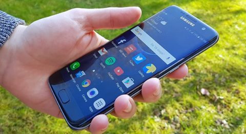 Top 5 smartphone cấu hình mượt, màn hình to giá 3-6 triệu thiet-ke-samsung-galaxy-s7-edge-my-cu-didongviet