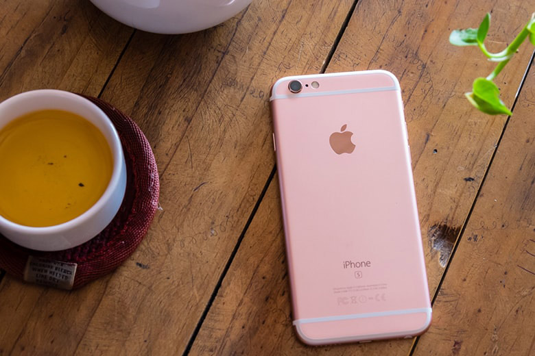 Apple chuyen day chuyen san xuat iPhone 6s sang An Do de giam thue