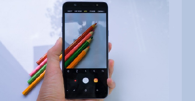 Galaxy J8 (2018) có là smartphone tốt dành cho công việc và giải trí?