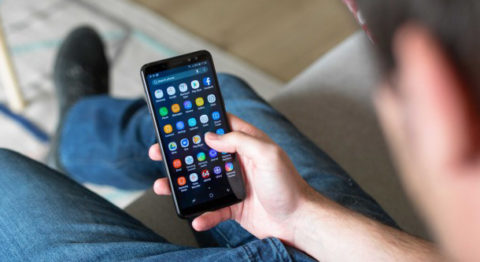 danh-gia-pin-galaxy-a6-plus-2018-pin-trau-toc-do-sac-an-tuong