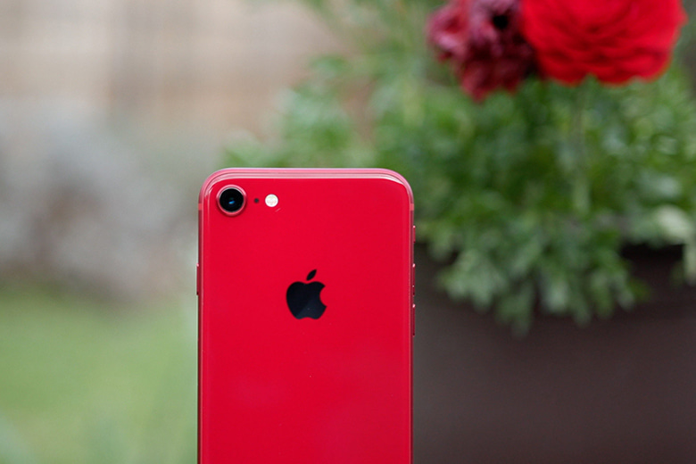 iphone-8-product-red-flowers-didongviet