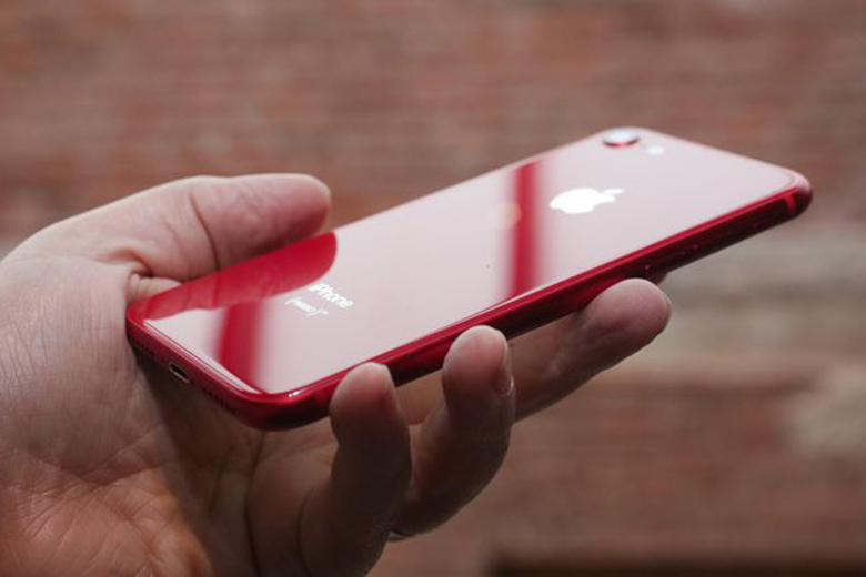 Đập hộp iPhone 8 Plus phiên bản Product Red: Nhìn là chỉ muốn sở hữu ngay!