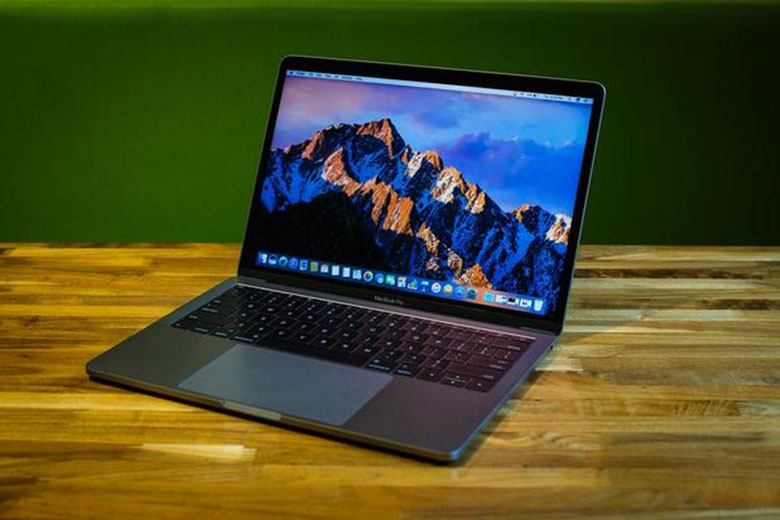 4 cách nhận biết Macbook Pro 2018 chính hãng hay không