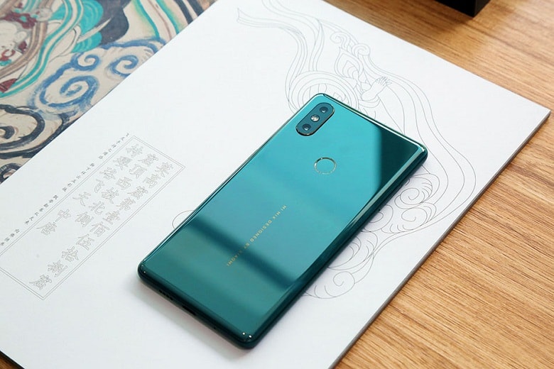 Xiaomi-Mi-MIX-2S-xanh-luc-bao-mat-sau-didongviet