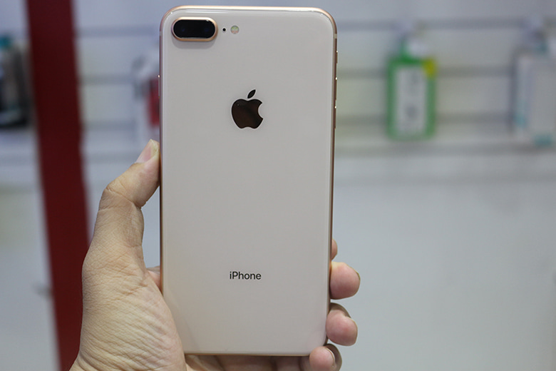 điện thoại iPhone không được đánh giá cao về dung lượng pin