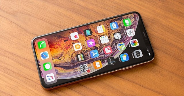 iphone-xs-max-cover-2-di-dong-viet