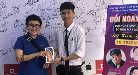 nhac-si-phuong-uyen-iphone-xs-max-3-didongviet
