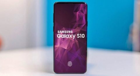 Galaxy S10 bản tiêu chuẩn sở hữu màn hình phẳng kích thước 5.8 inch
