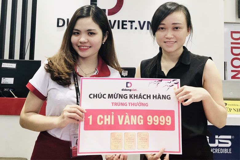 Khách hàng may mắn thứ 7 trúng vàng 9999 tại Di Động Việt