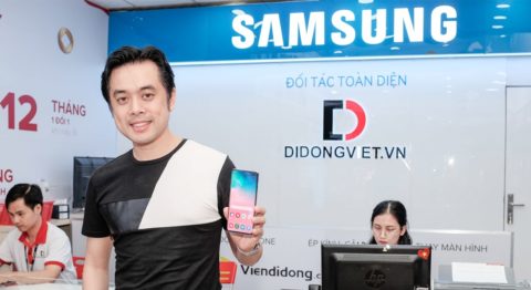 Sao Việt nào chọn Galaxy S10/S10 Plus làm quà người thân 8/3?