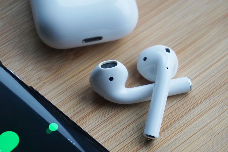 AirPods 2 có một số đặc điểm khác với đối thủ cạnh tranh của nó