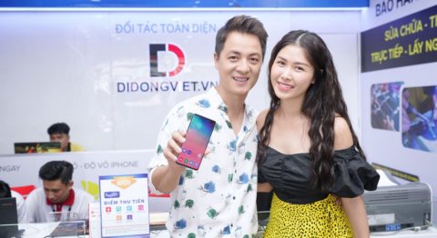 Ca sĩ Đăng Khôi chọn Di Động Việt để đặt cọc Galaxy S10 Plus