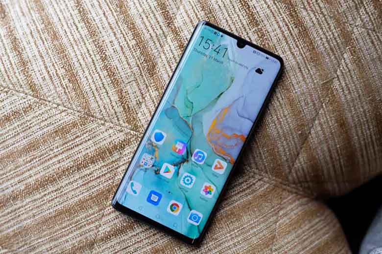 Người dùng không thể bỏ lơ thiết kế ấn tượng của Huawei P30 Pro