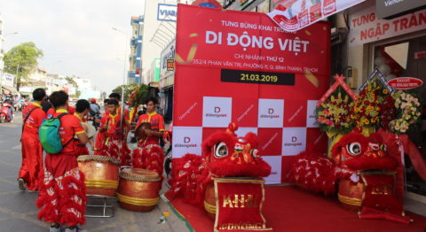 Hình ảnh Di Động Việt tưng bừng khai trương cửa hàng thứ 12 Khai trương cửa hàng thứ 12