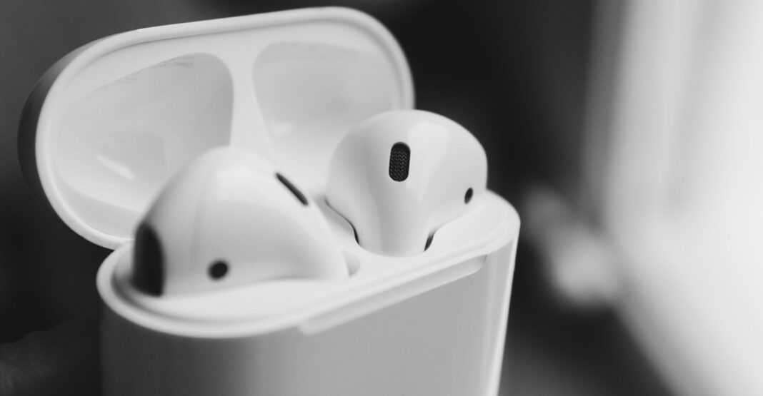 apple airpods 2 giảm giá lần đầu tiên