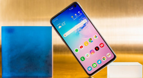Đánh giá Samsung Galaxy S10e, mẫu flagship với mức giá hấp dẫn Đánh giá Samsung Galaxy S10e, mẫu flagship với mức giá hấp dẫn