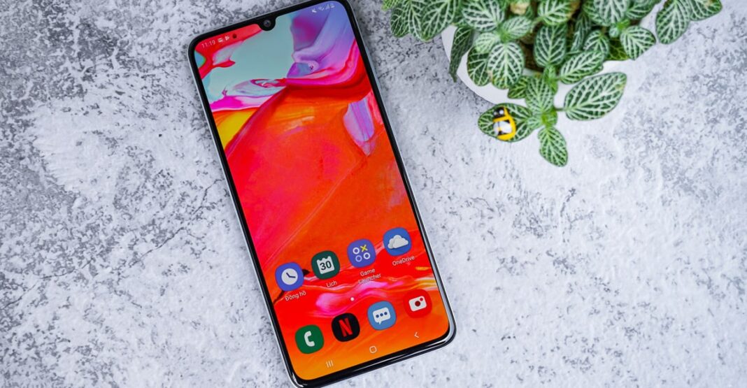 Samsung Galaxy A70