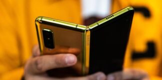 Samsung Galaxy Fold gặp lỗi nghiêm trọng