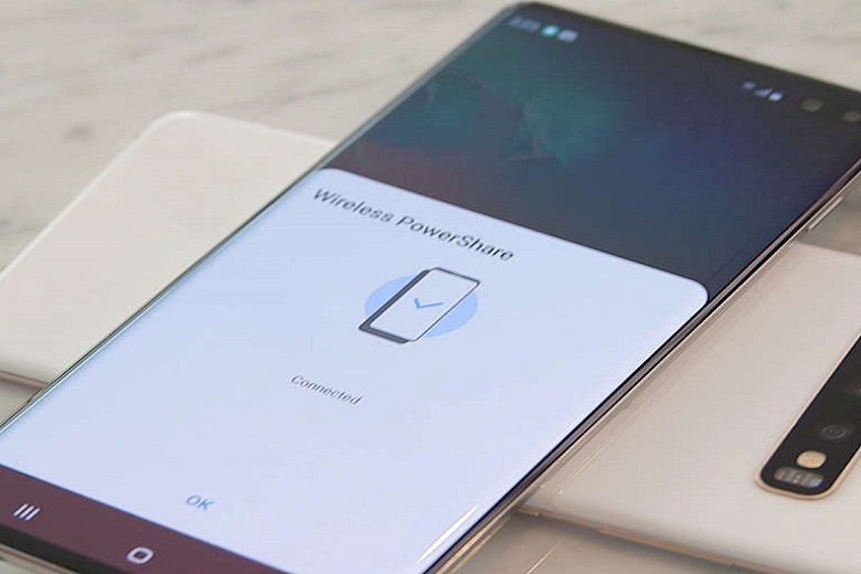 Tính năng wireless PowerShare đang hoạt động