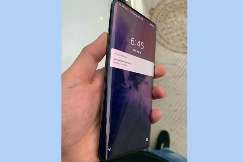 OnePlus 7 Pro có thiết kế hiện đại và mới mẻ