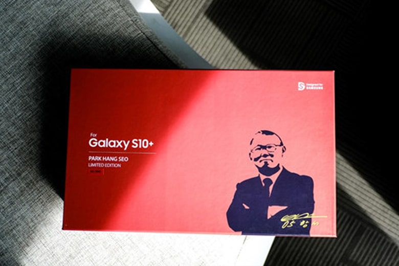 Siêu phẩm Galaxy S10+ Park Hang Seo