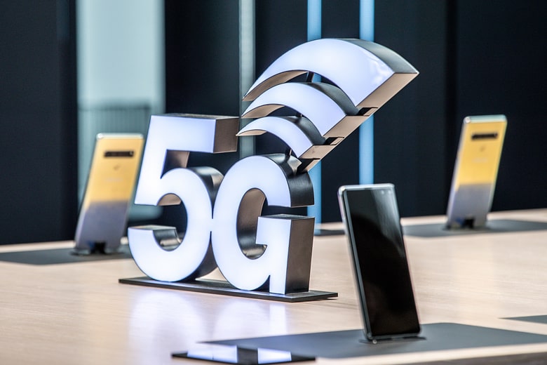 Thiết bị được trang bị công nghệ 5G hiện đại