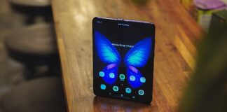 galaxy fold ra mắt