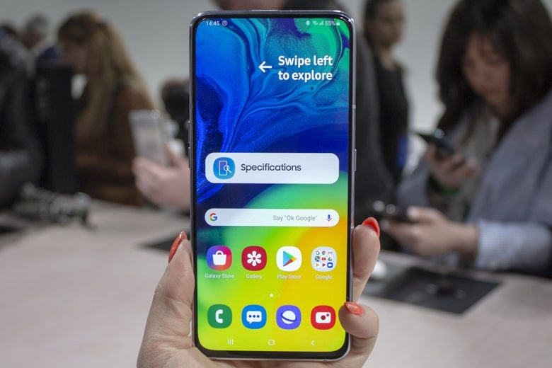 Màn hình Galaxy A89 là màn hình giọt nước