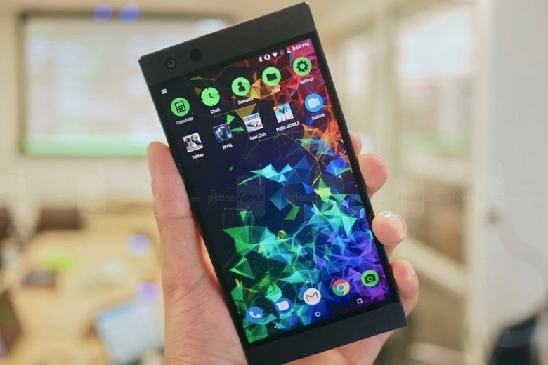 Màn hình Razer Phone 2 có tốc độ làm mới khá cao