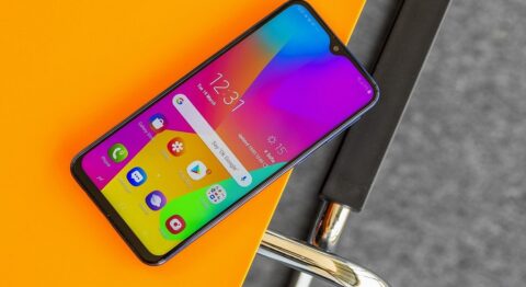 Samsung Galaxy M60 lộ diện trên Video khi chưa có thông tin ?