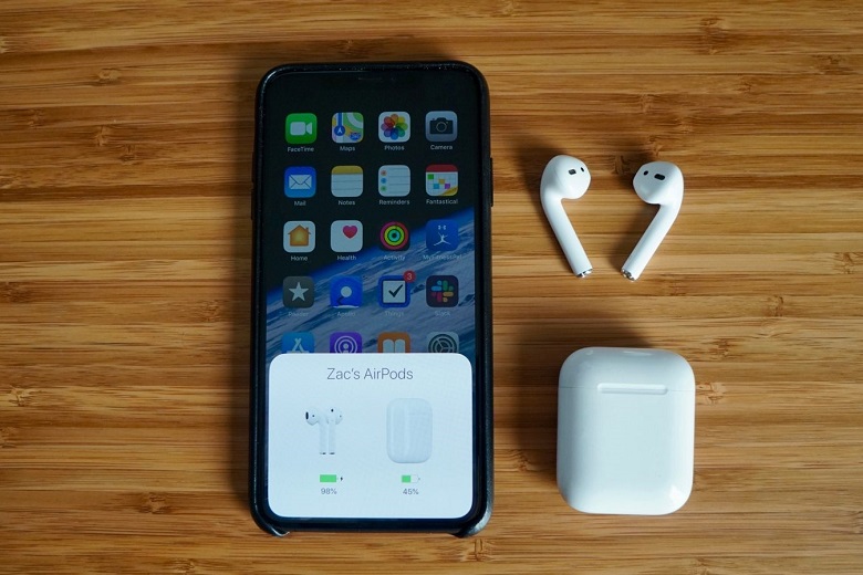 iPhone và Airpods