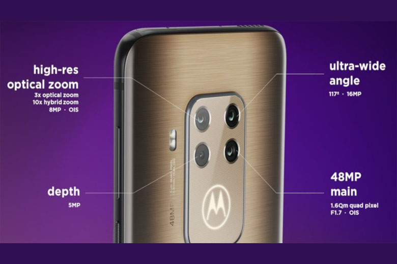 Motorola One Zoom