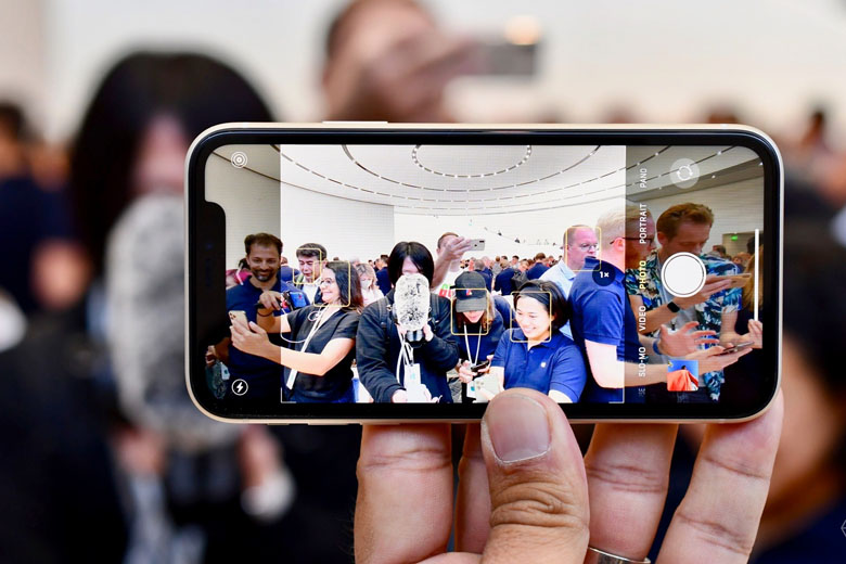 Hình ảnh trên tay bộ ba iPhone 11: Hiệu năng mạnh hơn, nhiều camera hơn