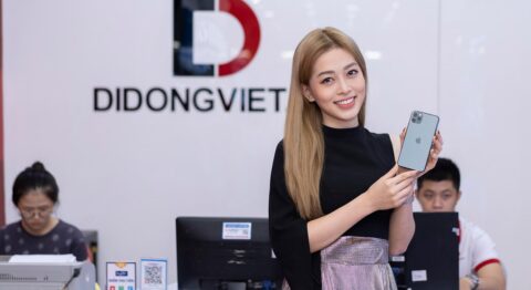 Á Hậu Phương Nga Trade – In lên đời iPhone 11 Pro Max Di Động Việt A Hậu Phương Nga lên đời iPhone 11 Pro Max Di Động Việt