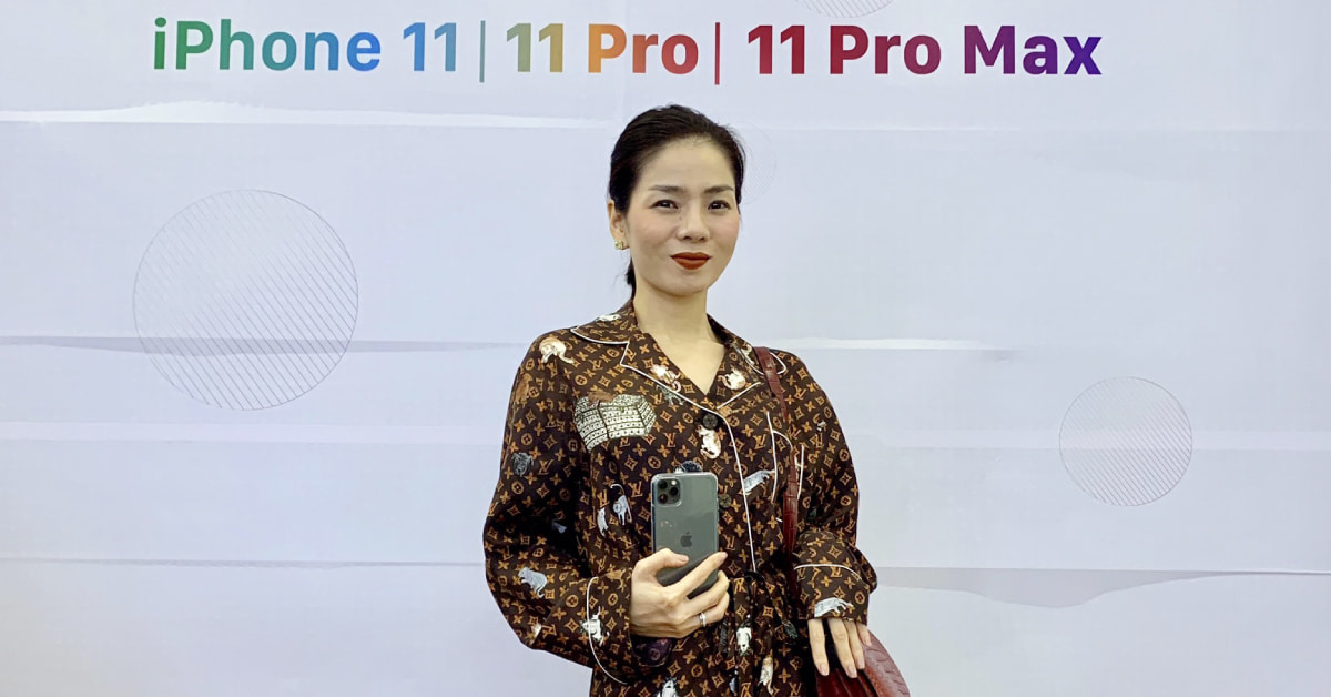 Ca sĩ Lệ Quyên tiếp tục chọn Di Động Việt lên đời iPhone 11 Pro Max
