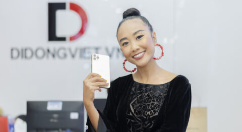 Ca sĩ Đoan Trang chọn mua iPhone 11 Pro Max tại Di Động Việt ca sĩ Đoan Trang