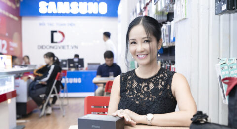 Học theo cách mua iPhone 11 Pro Max tiết kiệm của ca sĩ Hồng Nhung ca sĩ hồng nhung