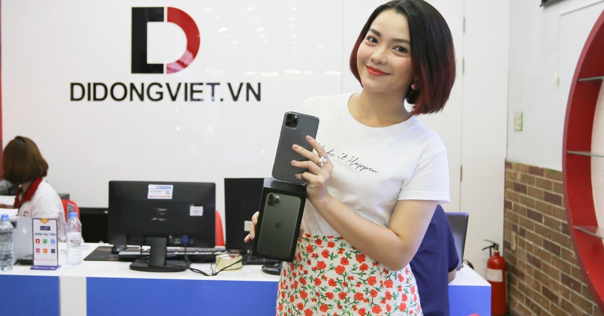 Diễn viên Hồng Kim Hạnh lựa chọn Di Động Việt lên đời iPhone 11 Pro Max