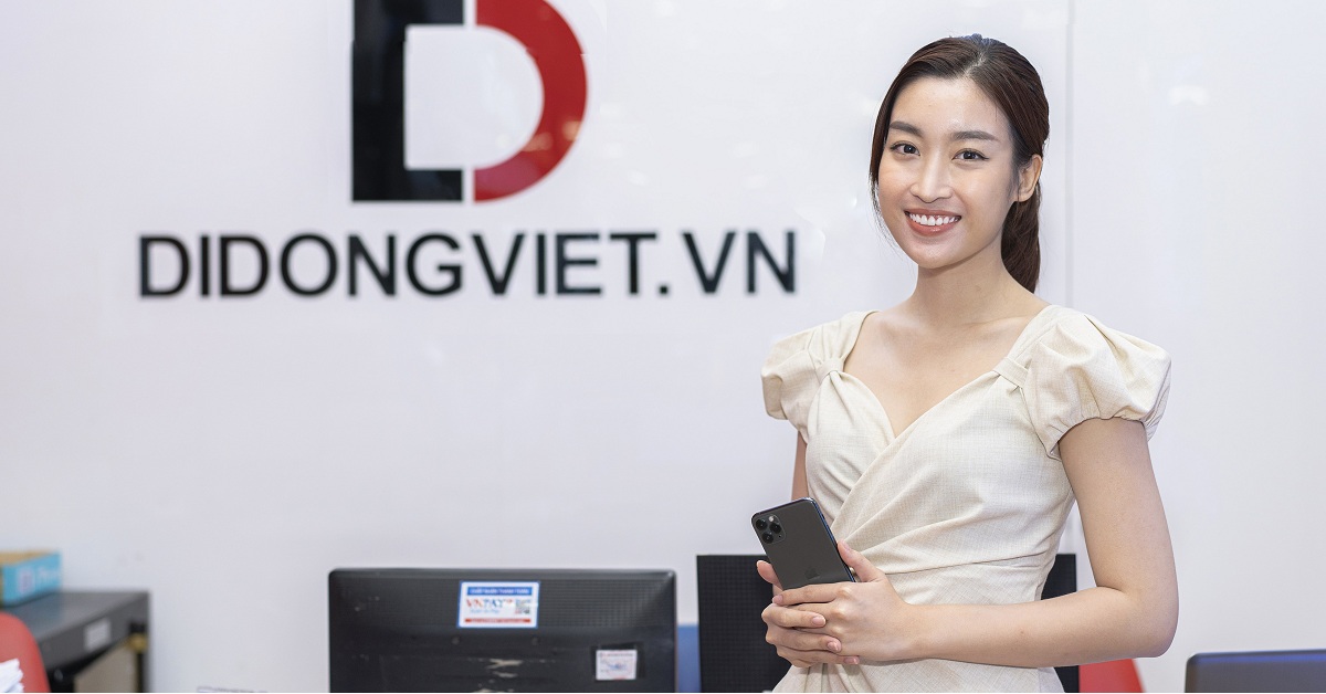 Hoa Hậu Đỗ Mỹ Linh chọn mua iPhone 11 Pro Max tại Di Động Việt
