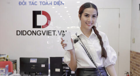 Người mẫu Phan Thị Mơ chọn mua iPhone 11 Pro Max tại Di Động Việt Hoa Hậu Phan Thị Mơ lên đời iPhone 11 Pro Max Di Động Việt